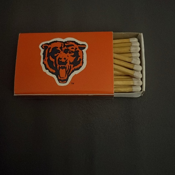 Box of matches - Picture 3 of 3
